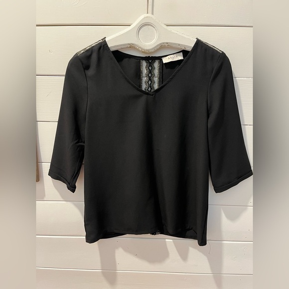 AXARA Paris black blouse  V-Neck Women's size M New - Picture 6 of 9